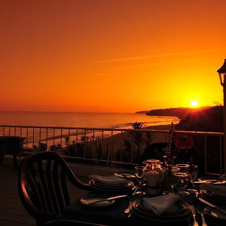 Holiday Inn Algarve - Armacao De Pera, An Ihg Hotel 